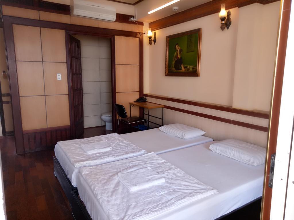 Bi Saigon Hotel Thành Pho Ho Chí Minh Esterno foto