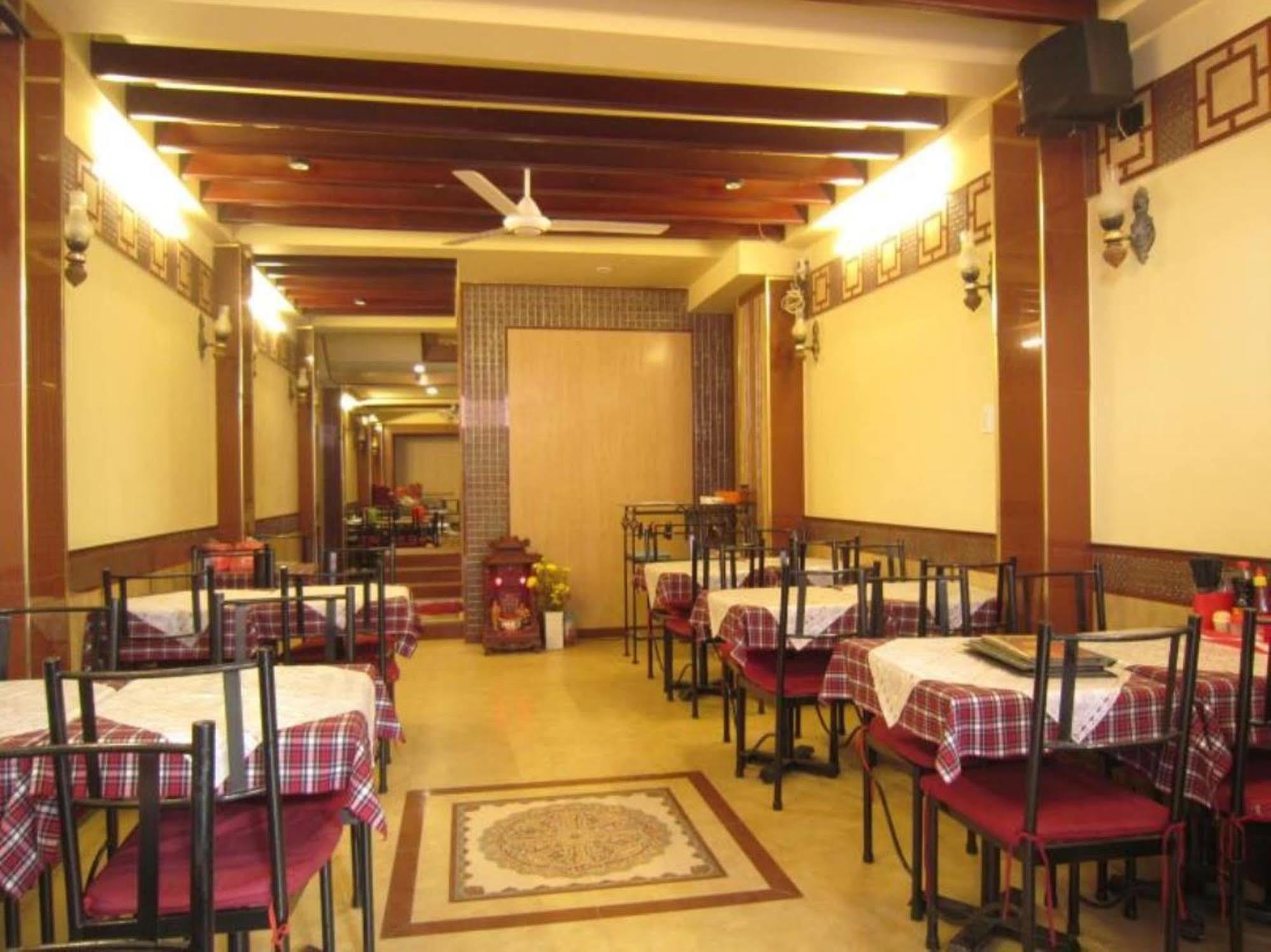 Bi Saigon Hotel Thành Pho Ho Chí Minh Esterno foto